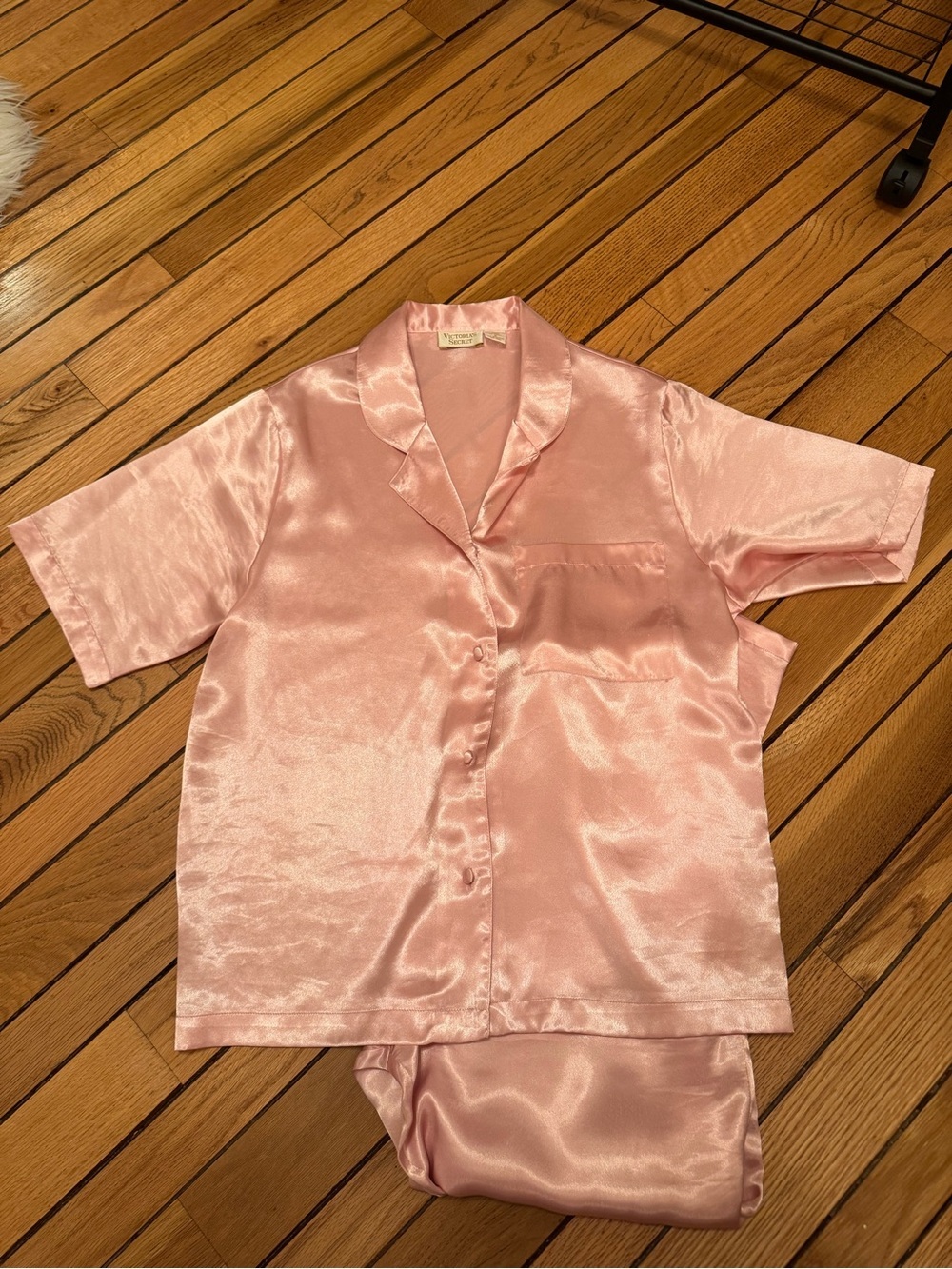 Victoria's Secret Vintage “Gold Label” Pink Satin Pajama Set - Picture 2 of 10